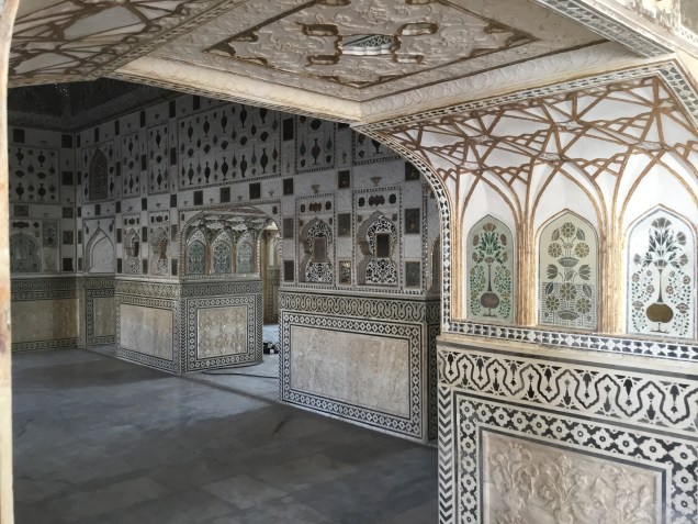 F49E0C94-59F0-4DB6-B41A-07C909E3403C