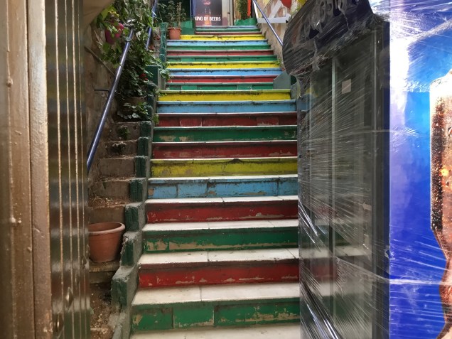 0A1D8A99-8C00-4B87-BE74-7E64F292DED2